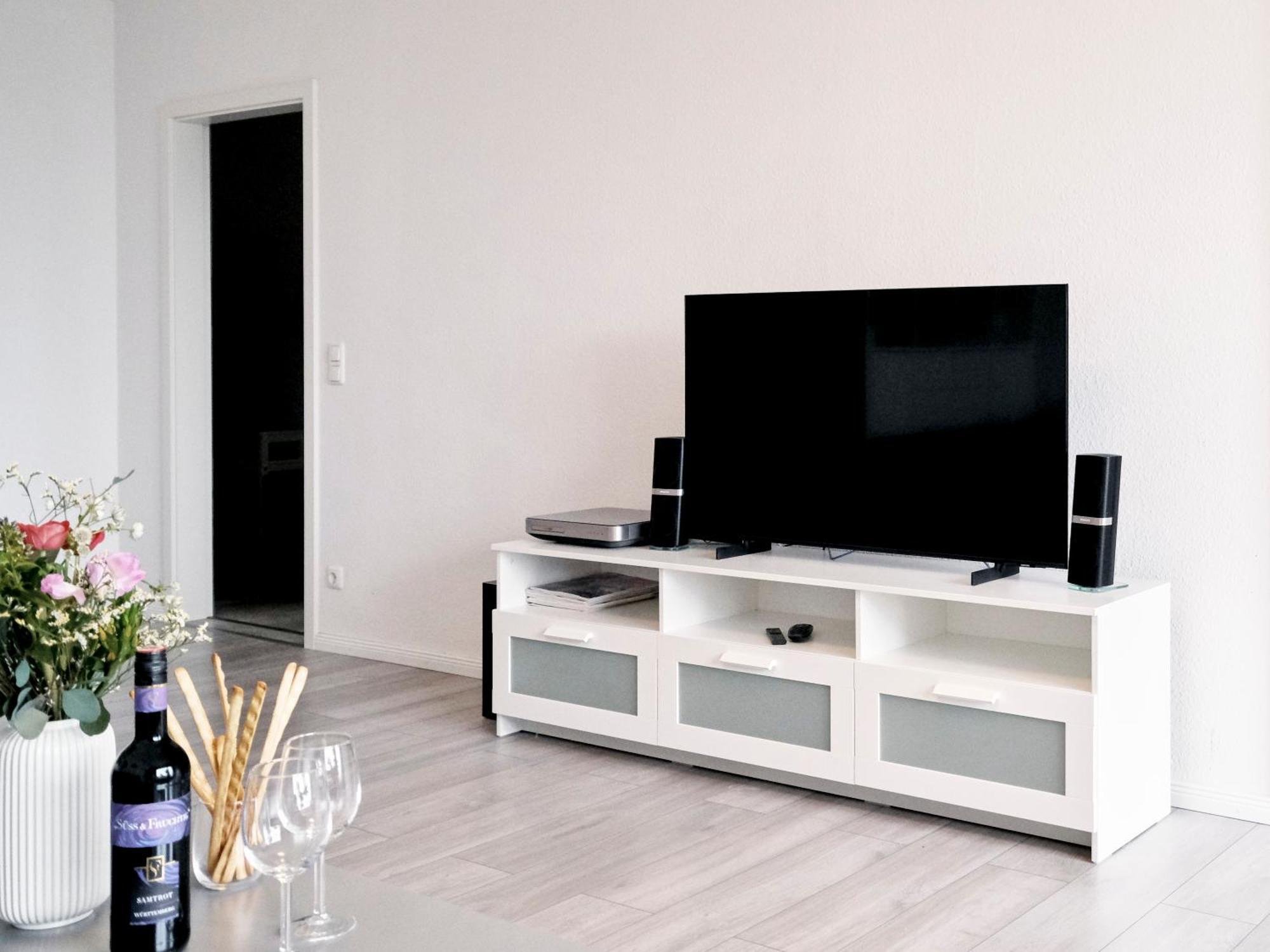 Kuestenliebe -Mit Traumhaftem Meerblick Und Balkon เฟลนส์บวร์ก ภายนอก รูปภาพ
